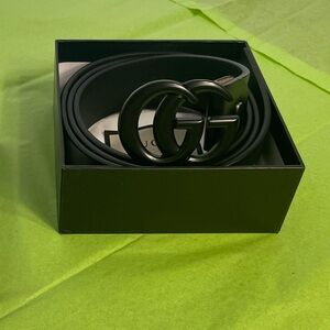 Gucci G G Black Belt Unisex NWT Men size 40/42 box and dust bag !